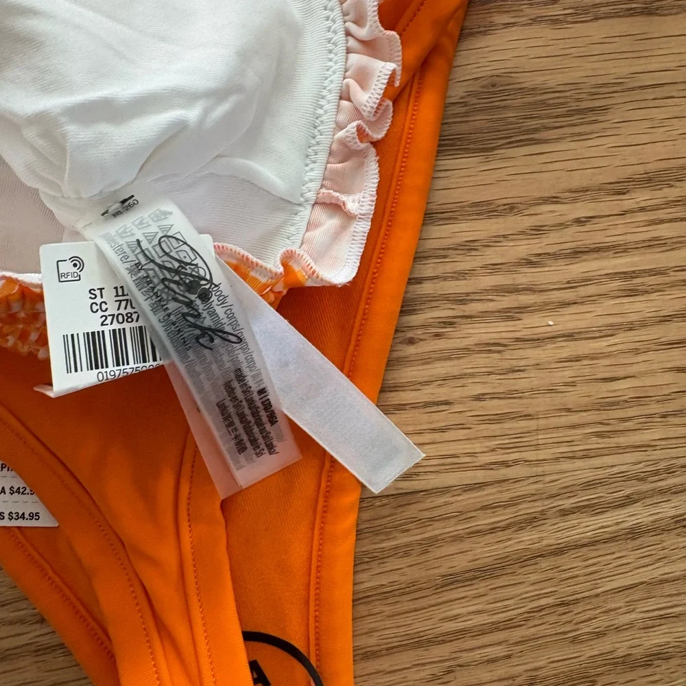 Frankie’s bikinis set